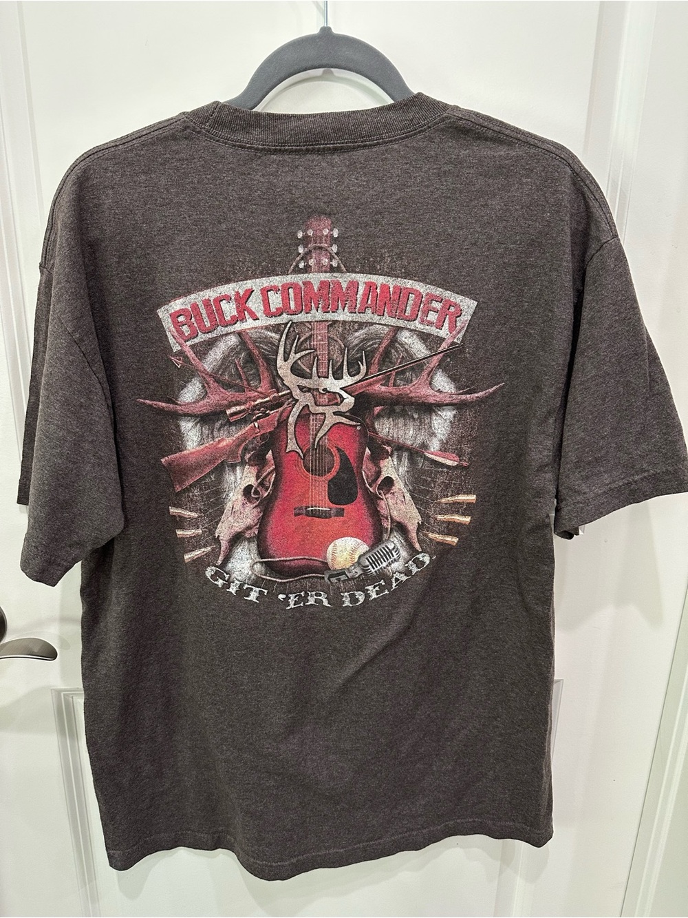 Short-Sleeve Buck Commander Graphic Tee